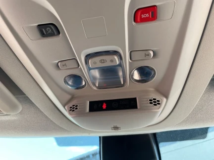 Vehicle Thumbnail 28
