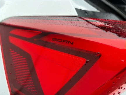 Vehicle Thumbnail 26