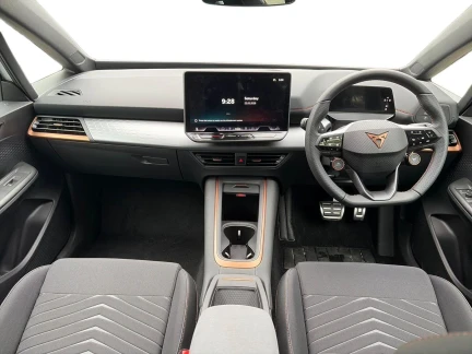 Vehicle Thumbnail 9