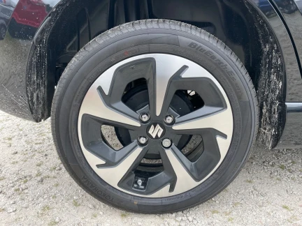 Vehicle Thumbnail 28