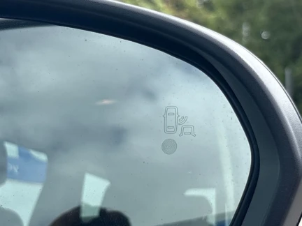 Vehicle Thumbnail 31
