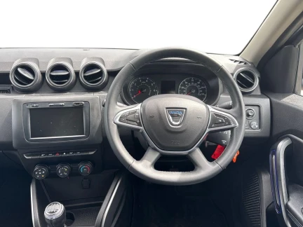 Vehicle Thumbnail 10