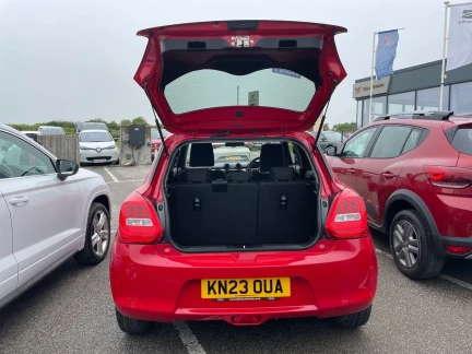 Vehicle Thumbnail 24