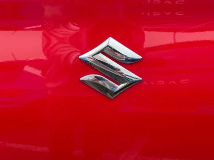 Vehicle Thumbnail 33