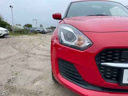 Vehicle Thumbnail 36