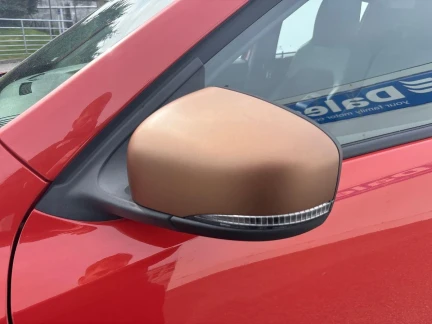 Vehicle Thumbnail 24
