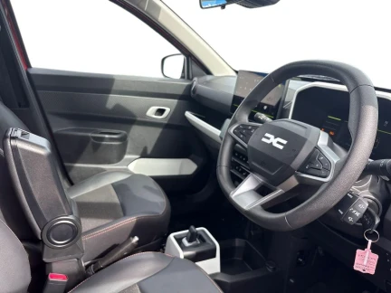 Vehicle Thumbnail 8