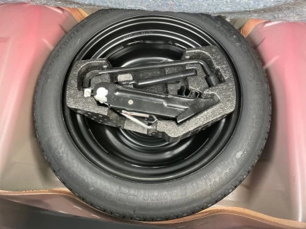 Vehicle Thumbnail 22