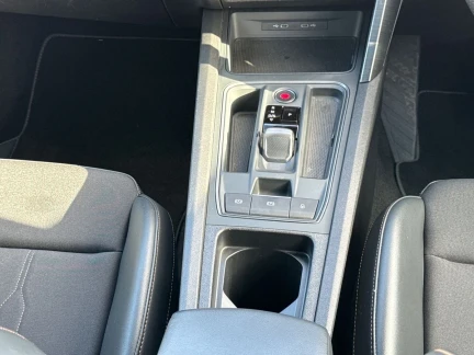 Vehicle Thumbnail 12