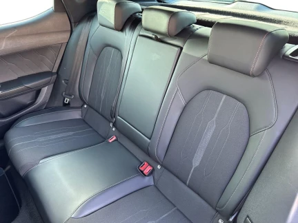 Vehicle Thumbnail 20