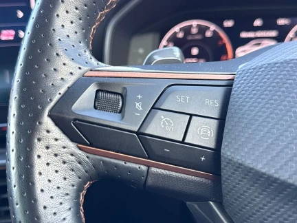 Vehicle Thumbnail 26