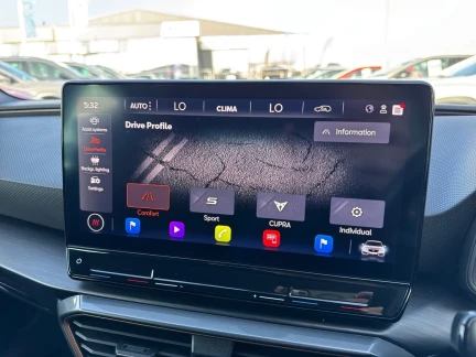 Vehicle Thumbnail 35