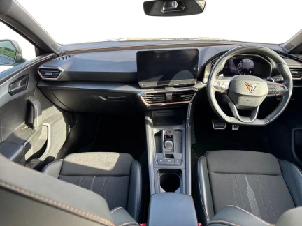 Vehicle Thumbnail 10