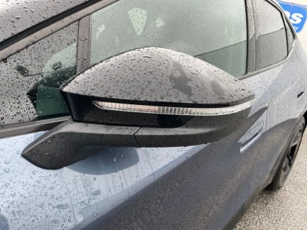 Vehicle Thumbnail 18