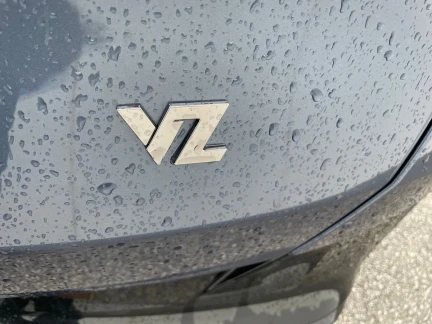 Vehicle Thumbnail 23