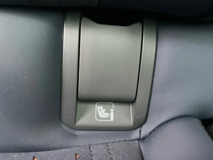 Vehicle Thumbnail 27