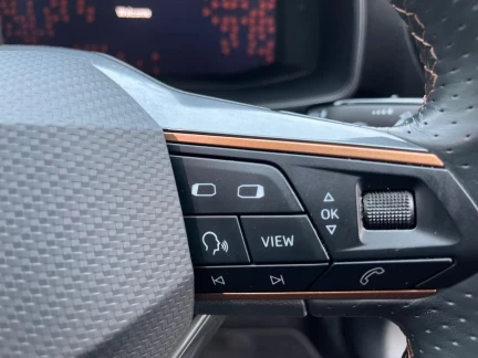 Vehicle Thumbnail 37