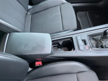 Vehicle Thumbnail 38