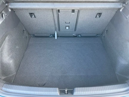 Vehicle Thumbnail 21