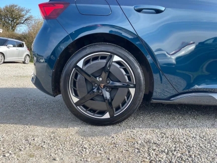 Vehicle Thumbnail 22