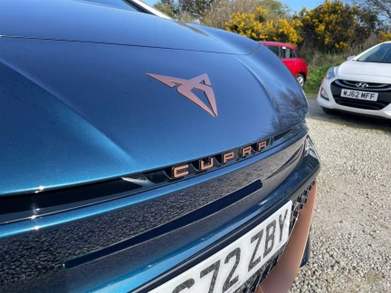 Vehicle Thumbnail 25