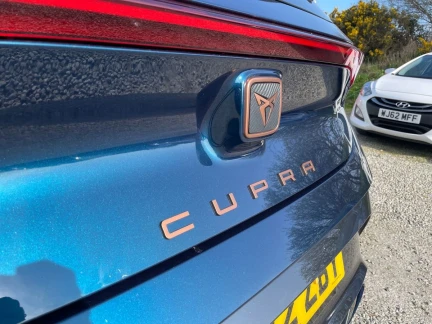 Vehicle Thumbnail 26