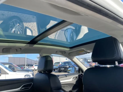 Vehicle Thumbnail 30
