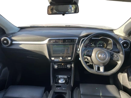 Vehicle Thumbnail 10