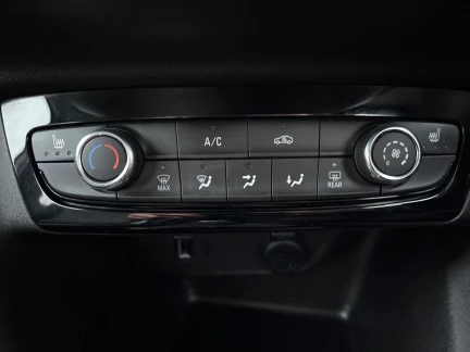 Vehicle Thumbnail 12