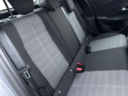 Vehicle Thumbnail 19