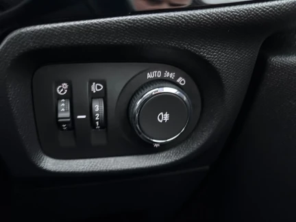 Vehicle Thumbnail 29