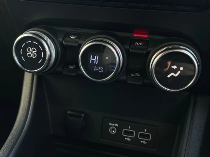 Vehicle Thumbnail 13