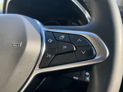 Vehicle Thumbnail 30