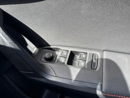 Vehicle Thumbnail 14