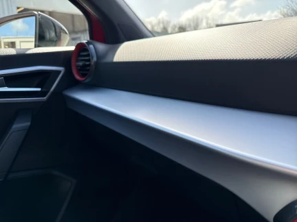 Vehicle Thumbnail 41