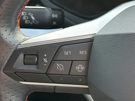 Vehicle Thumbnail 19