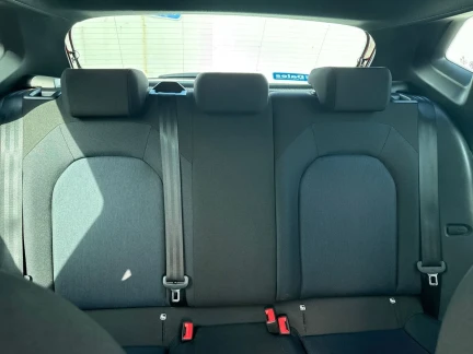 Vehicle Thumbnail 40