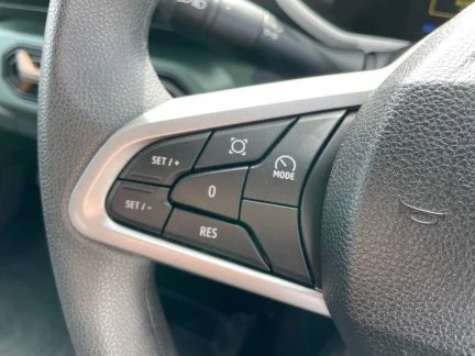 Vehicle Thumbnail 19