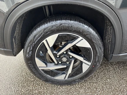 Vehicle Thumbnail 23