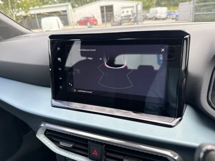 Vehicle Thumbnail 16