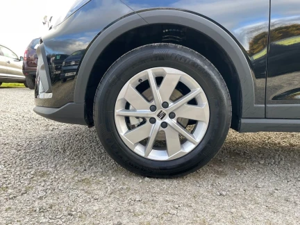 Vehicle Thumbnail 24