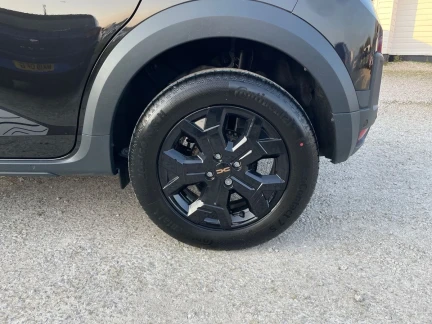 Vehicle Thumbnail 7