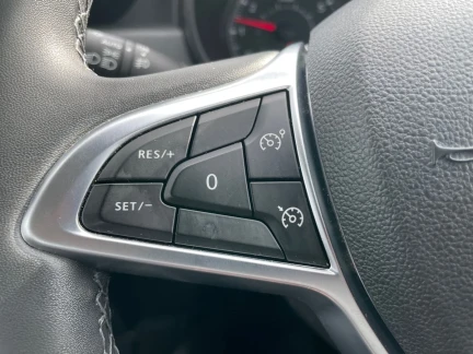 Vehicle Thumbnail 19