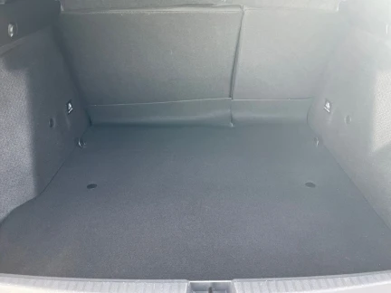 Vehicle Thumbnail 21
