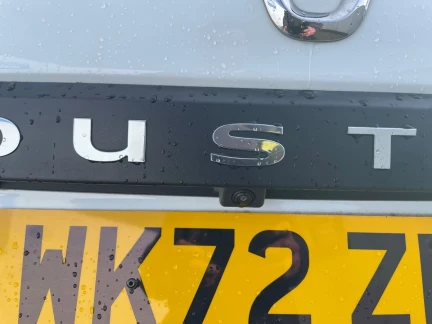 Vehicle Thumbnail 24