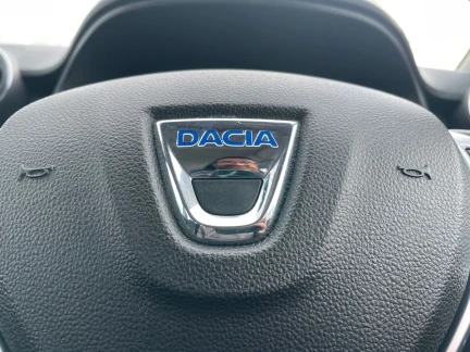 Vehicle Thumbnail 37