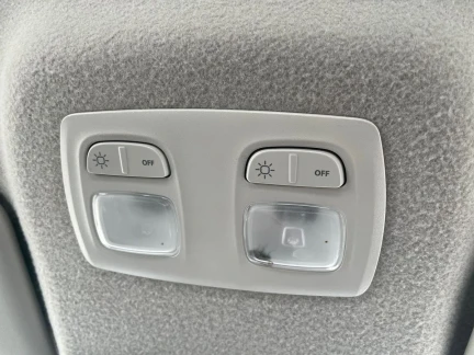 Vehicle Thumbnail 40