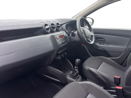Vehicle Thumbnail 12