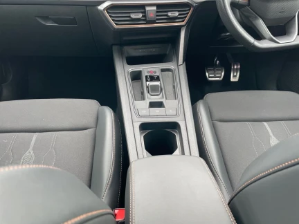 Vehicle Thumbnail 12