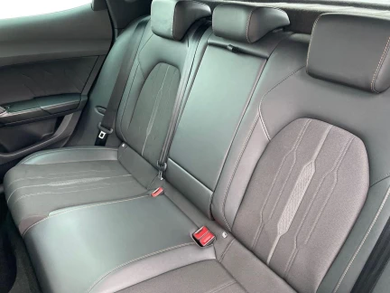 Vehicle Thumbnail 20